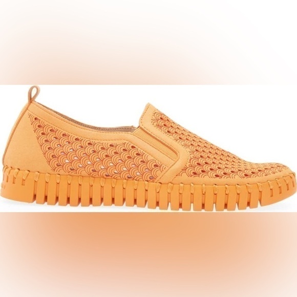 Ilse Jacobsen Tulip 140 Perforated Slip-On Sneaker Mango Sorbet - Picture 4 of 15